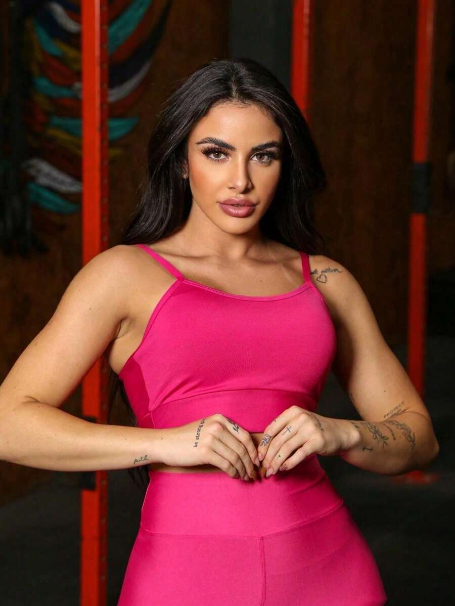 Conjunto para academia Fitness Top alcinha com Bojo