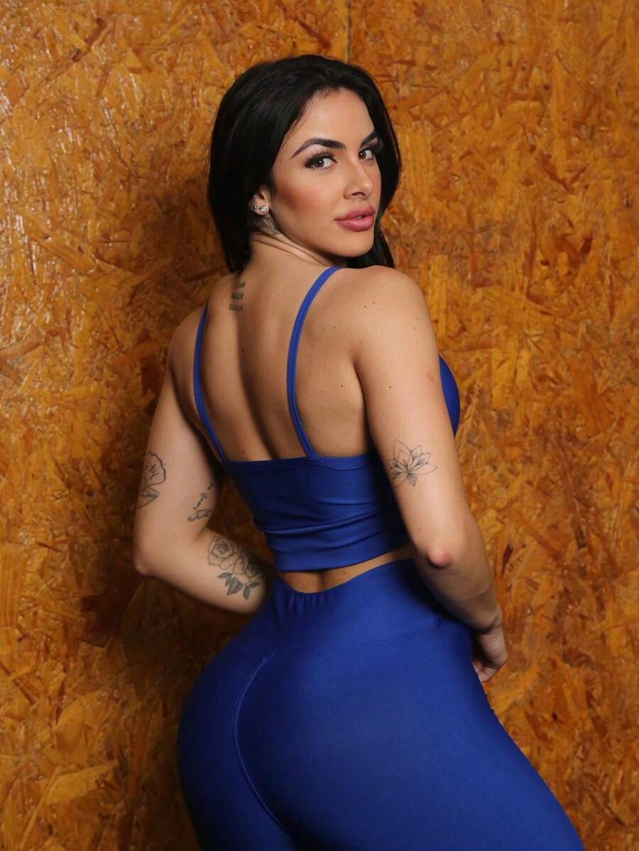 Conjunto para academia Fitness Top alcinha com Bojo