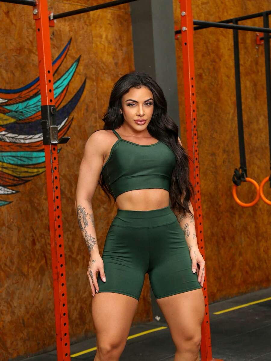 Conjunto short para academia Fitness Top alcinha com Bojo