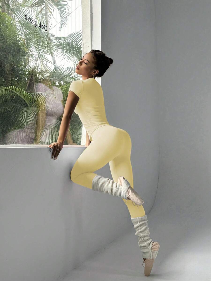 FWH Conjunto de Duas Peças Elegante e Básico para o Dia a Dia, com Top Sólido Fofo e Versátil, Cintura Alta, Ajustado, Elástico, Decote Redondo, Ideal para Dança, Corrida de Rua, Ioga, Controle da Barriga e Realce das Pernas e Bumbum, Ideal para Campus, F