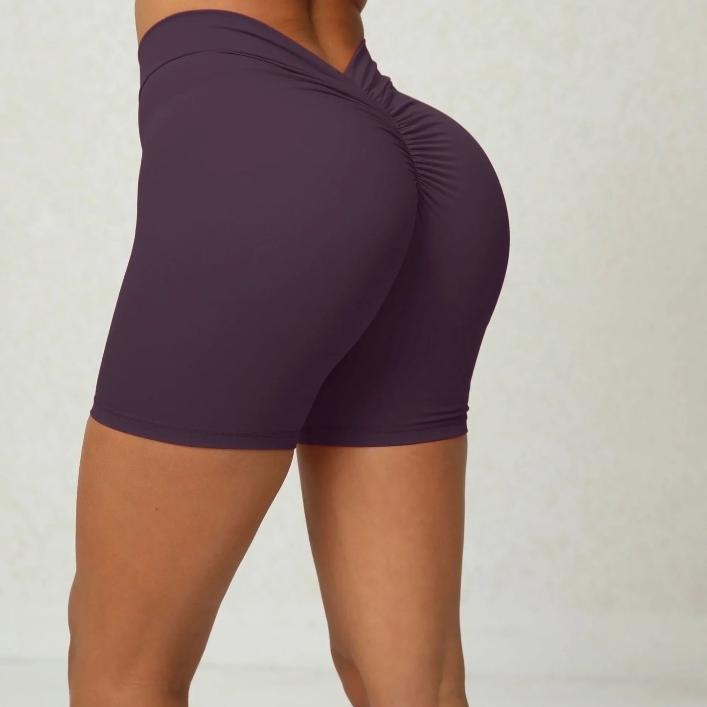 V Back Yoga Shorts for Women Workout Gym Push Up Shorts Scrunch Butt Sport Short Fitness Tights Cycling Shorts Activewear